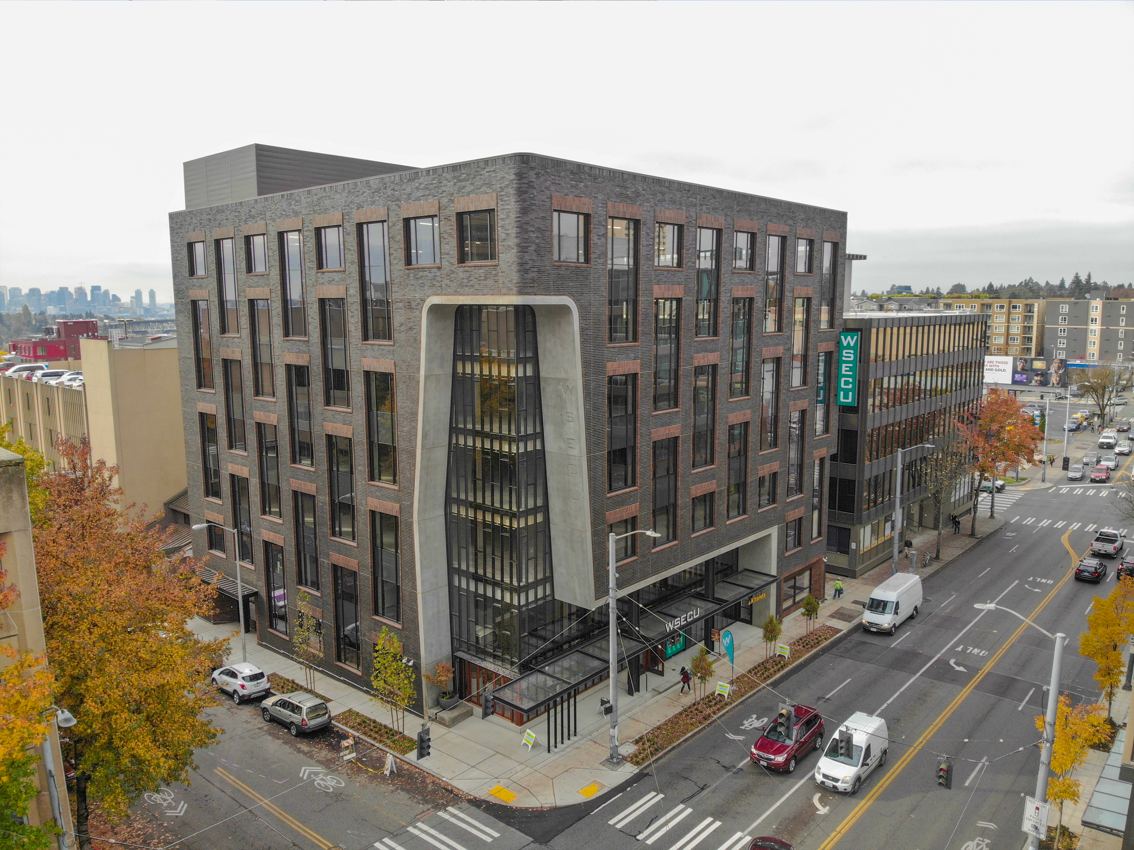 1121 NE 45th St - Suite 320 Office Property For Lease in Seattle, WA