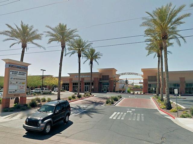 Flight Center Pad_SEC 7th Ave & Deer Valley Rd Land Property For Lease in Phoenix, AZ