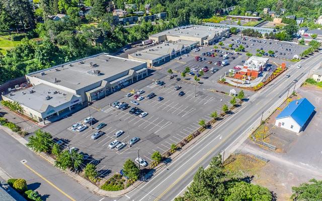 Cascade Commons Retail Property For Lease in Hood River, OR