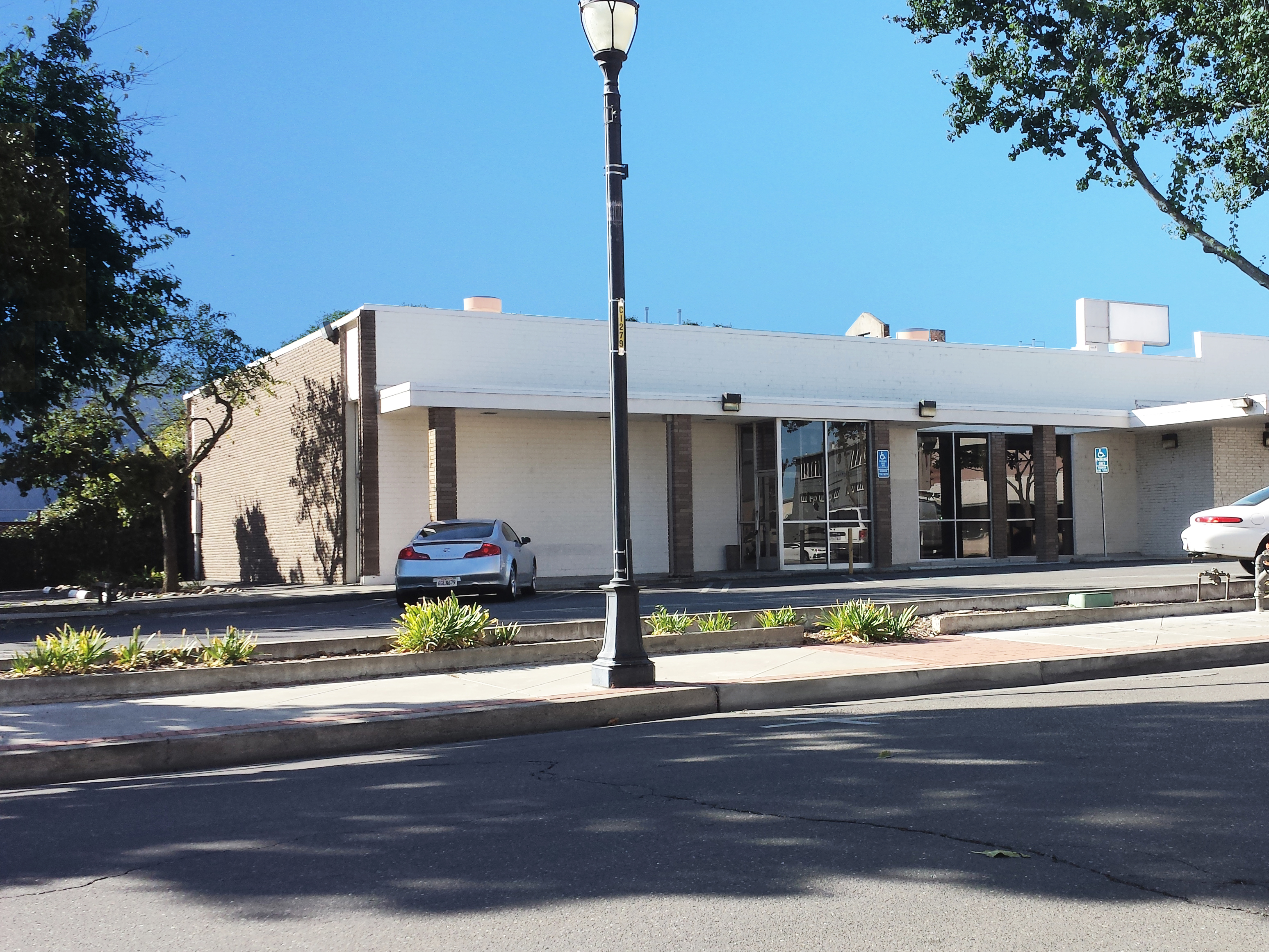 178 N 1st St Retail Property For Lease in Dixon, CA
