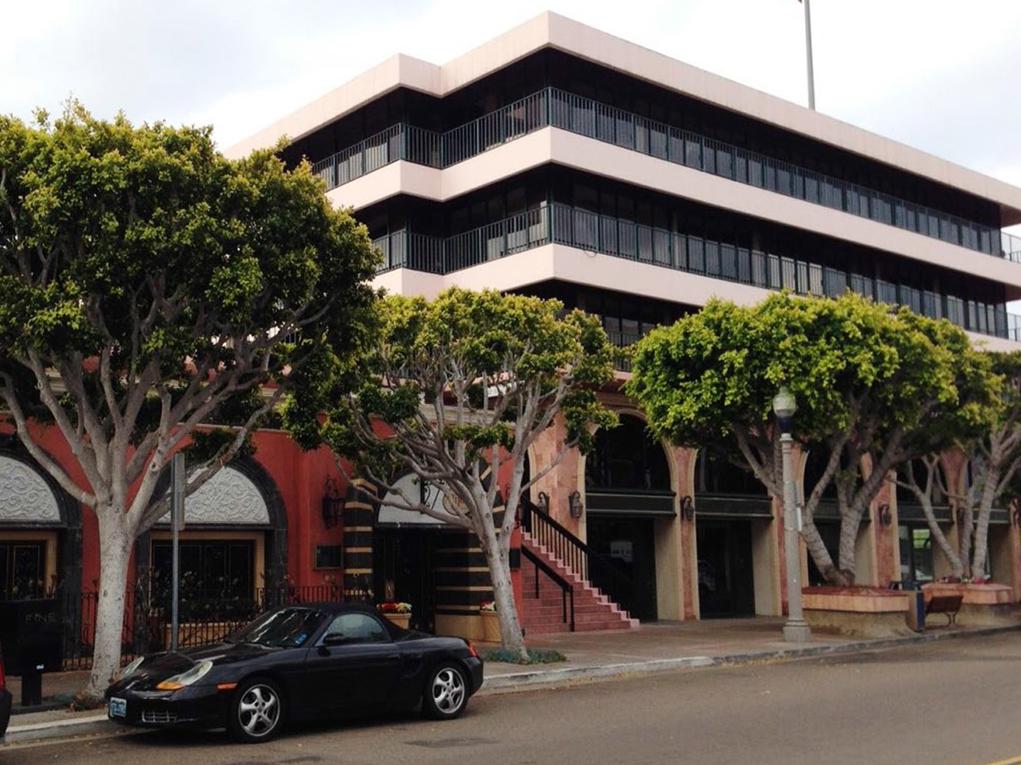 7979 Ivanhoe Ave Office Property For Sublease in La Jolla, CA